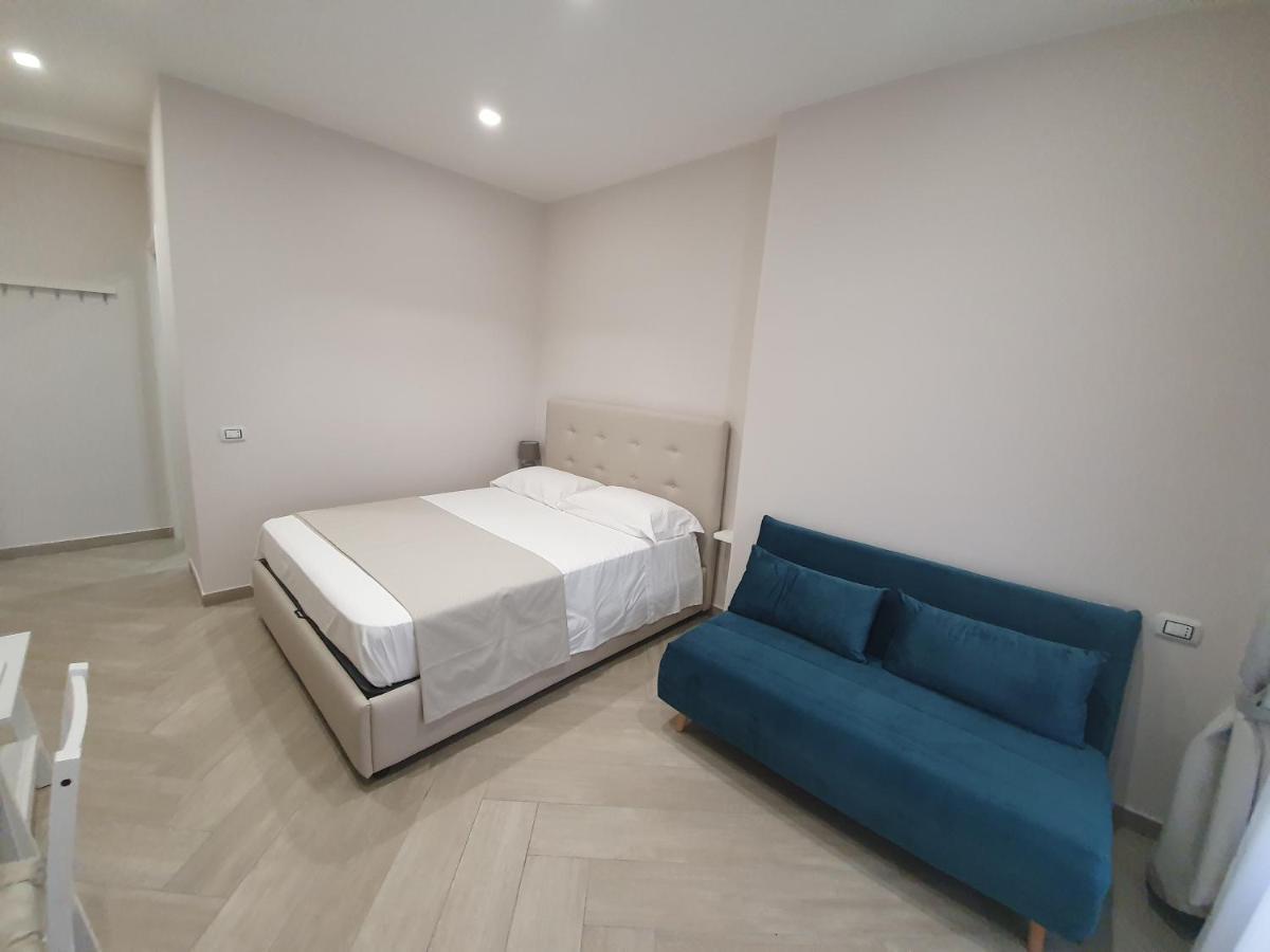 Dimora Costantino Bed and Breakfast Νάπολη Εξωτερικό φωτογραφία