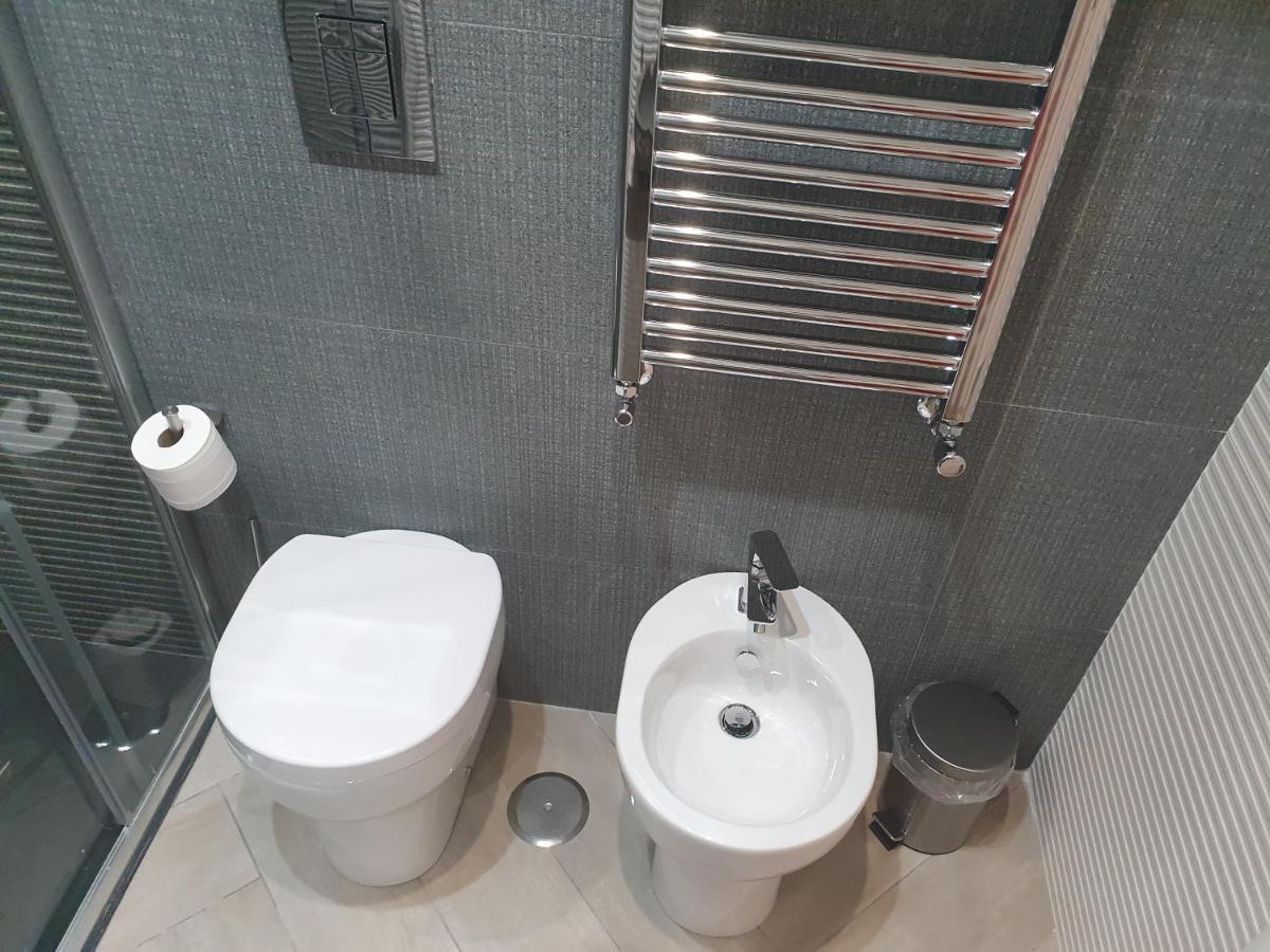 Dimora Costantino Bed and Breakfast Νάπολη Εξωτερικό φωτογραφία