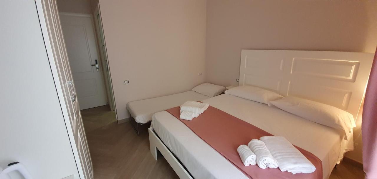 Dimora Costantino Bed and Breakfast Νάπολη Εξωτερικό φωτογραφία
