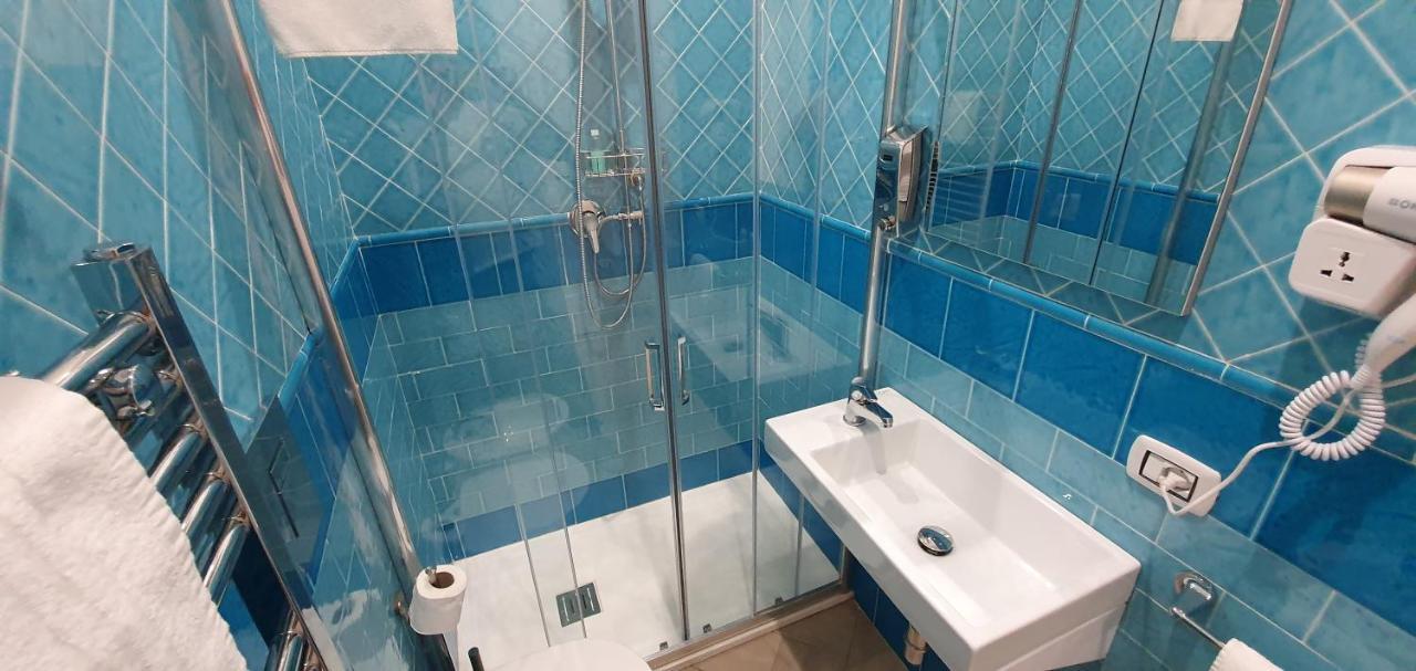 Dimora Costantino Bed and Breakfast Νάπολη Εξωτερικό φωτογραφία