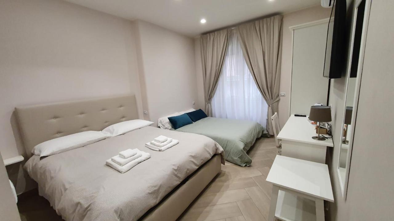 Dimora Costantino Bed and Breakfast Νάπολη Εξωτερικό φωτογραφία