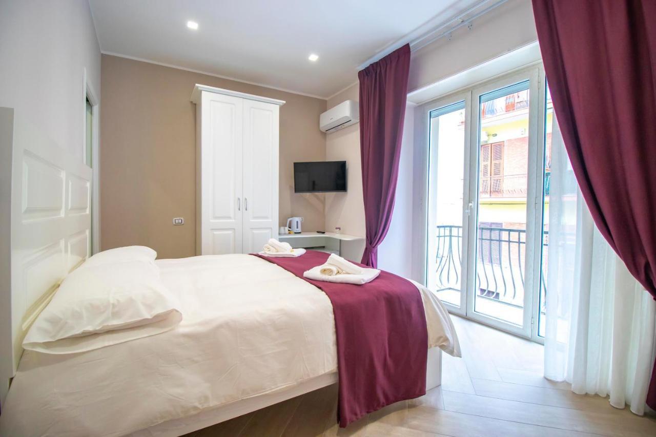 Dimora Costantino Bed and Breakfast Νάπολη Εξωτερικό φωτογραφία